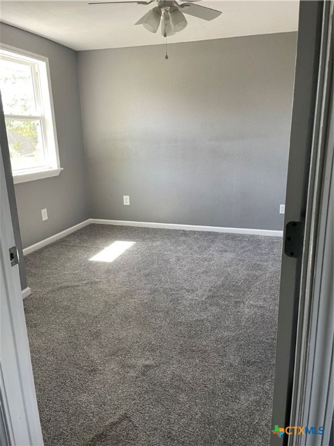 700 3rd Street, House other with 2 bedrooms, 1 bathrooms and null parking in Edna TX | Image 12