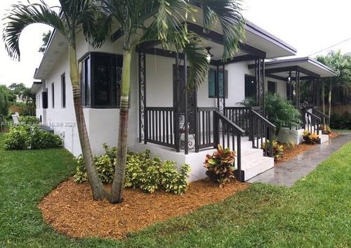 apt-2-560 Ne 69th St, Miami, FL, 33138-5636 | Card Image