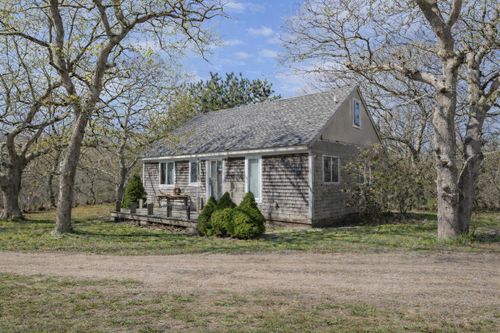47 Quenames Rd, Chilmark, MA, 02535-2716 | Card Image