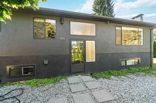 1825 Skeena St, Vancouver, BC, V5M3Y2 | Card Image