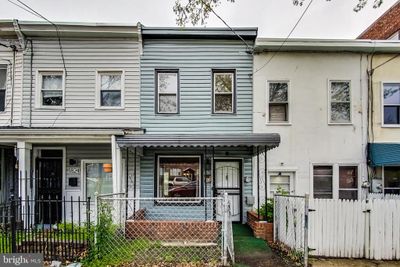 1826 Minnesota Avenue Se, Townhouse with 2 bedrooms, 1 bathrooms and null parking in WASHINGTON DC | Image 2