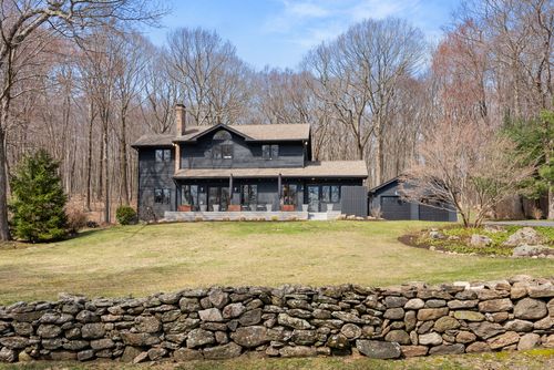 31 Sheehan Rd, Warren, CT, 06777-1009 | Card Image