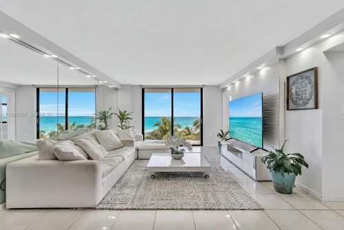 5f-6061 Collins Ave, Miami Beach, FL, 33140-2267 | Card Image