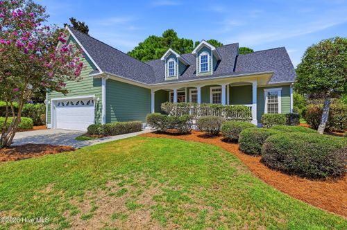 3398 St James Dr, Southport, NC, 28461-8552 | Card Image