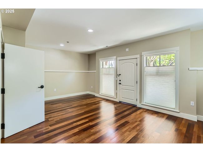 2 - 570 2 Nd St, House attached with 2 bedrooms, 3 bathrooms and 1 parking in Lake Oswego OR | Image 27