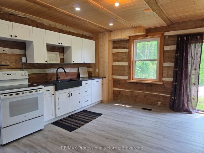 1537 Tulip Rd, House other with 2 bedrooms, 1 bathrooms and 4 parking in Algonquin Highlands ON | Image 13