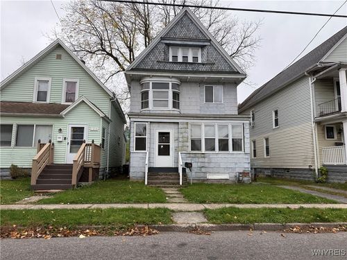 125 Duerstein St, West Seneca, NY, 14210-2538 | Card Image