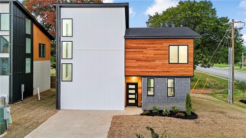 2601 W Bonnie Ln, Rogers, AR, 72758 | Card Image