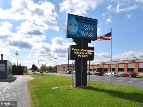 4775 5th Street Hwy, TEMPLE, PA, 19560-1403 | Card Image