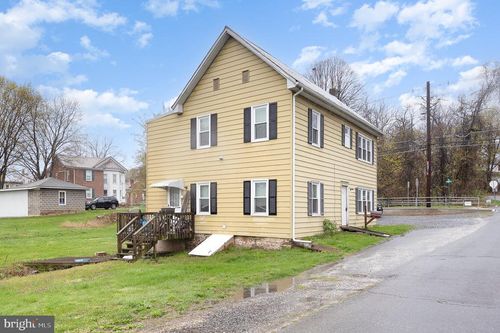 17 Clark St, DUNCANNON, PA, 17020-1514 | Card Image