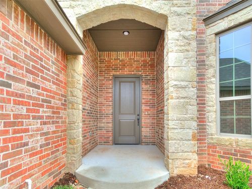 14613 Brantwood Cir, Oklahoma City, OK, 73142-7808 | Card Image