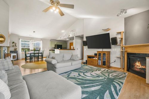 4-3134 Dorchester Way, Madison, WI, 53719-4331 | Card Image