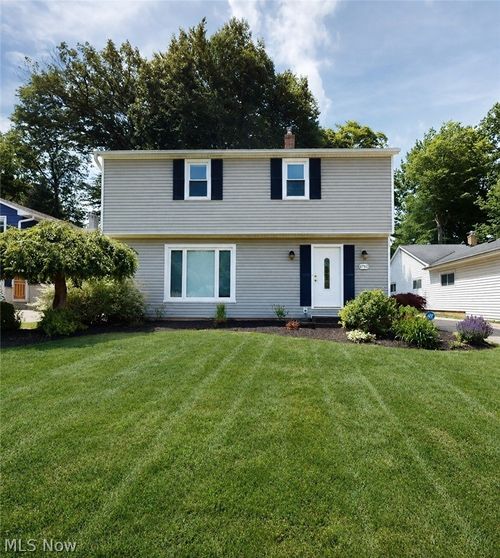 4792 Geraldine Rd, Richmond Heights, OH, 44143-2832 | Card Image