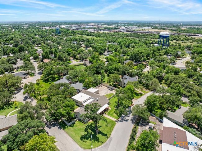 707 W Thompson Ave, House other with 4 bedrooms, 6 bathrooms and null parking in Temple TX | Image 45