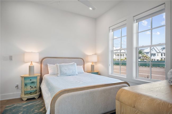 301 S Shore Dr, House other with 6 bedrooms, 6 bathrooms and 2 parking in Port Aransas TX | Image 7
