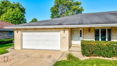 2329 Lynwood Street, Home with 3 bedrooms, 2 bathrooms and 6 parking in Morris IL | Image 1