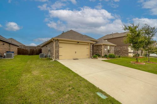 1010 Branding Iron Ln, Princeton, TX, 75407-1138 | Card Image