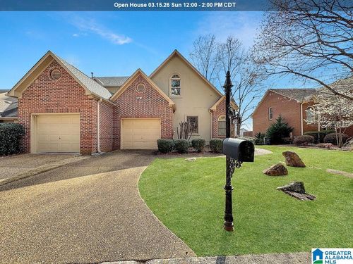 4528 Lake Valley Dr, HOOVER, AL, 35244-3241 | Card Image