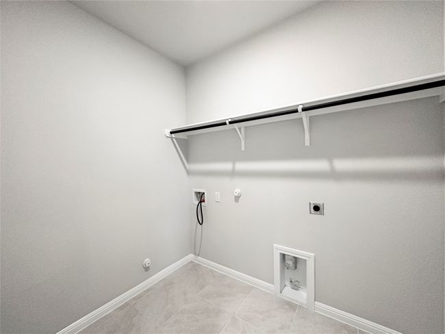 Laundry Room | Image 16