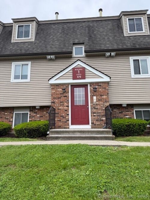 6-6 Evergreene, Wallingford, CT, 06492-2973 | Card Image