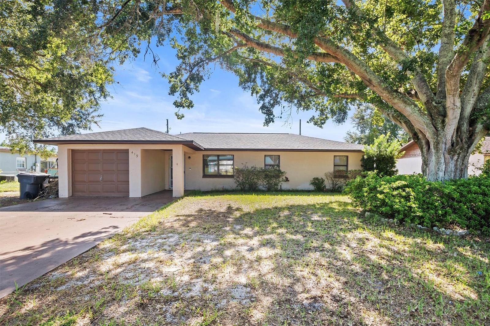 Walter Ave, Frostproof, FL 33843