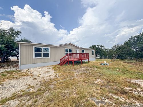 1071 Ramble Hls, Canyon Lake, TX, 78133-2570 | Card Image