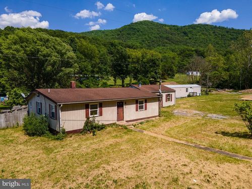 753 Steam Hollow Rd, SHENANDOAH, VA, 22849-3743 | Card Image