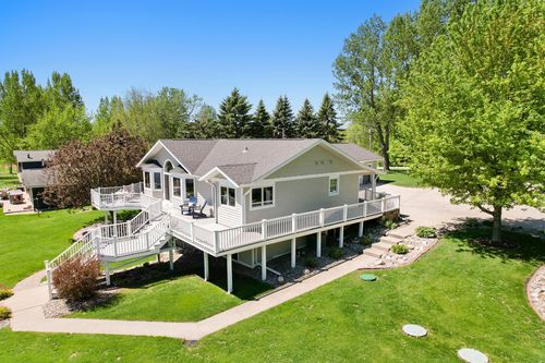 46932 Boes Dr, Pelican Rapids, MN, 56572-7137 | Card Image