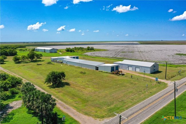 302 Luthardt St, Home with 0 bedrooms, 0 bathrooms and null parking in Austwell TX | Image 11