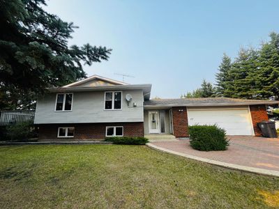 4708 Range Road 50, House detached with 4 bedrooms, 3 bathrooms and 6 parking in Dewberry AB | Image 1