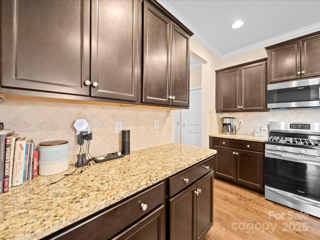 Butler's Pantry | Image 15