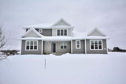 8211 Skylark Dr, Mequon, WI, 53092 | Card Image