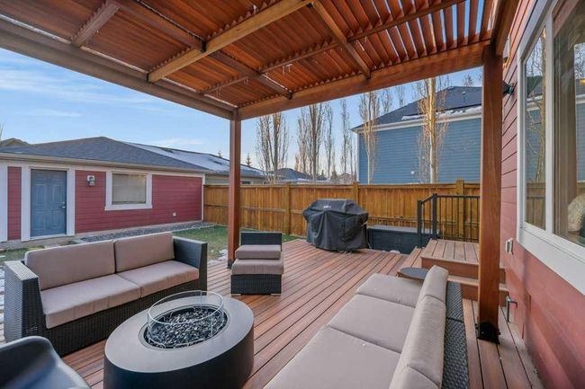 111 89 Street Sw, Home with 4 bedrooms, 3 bathrooms and 2 parking in Calgary AB | Image 25