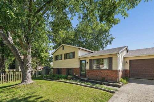 1740 Ringfield Dr, Galloway, OH, 43119-9094 | Card Image