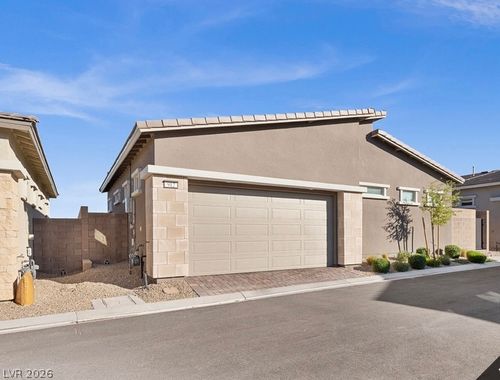 912 Allister Fields Ln, Las Vegas, NV, 89138-4732 | Card Image