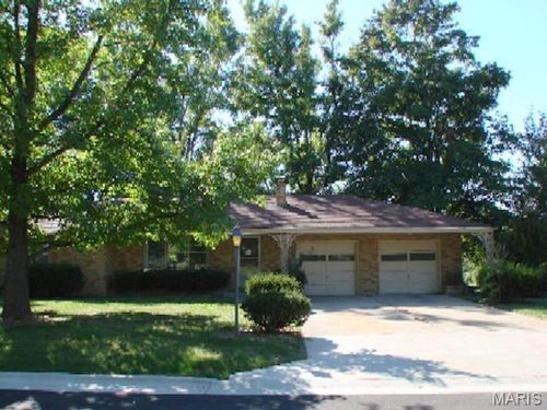 15 Sheryl Drive, Fairview Heights, IL, 62208 | Card Image
