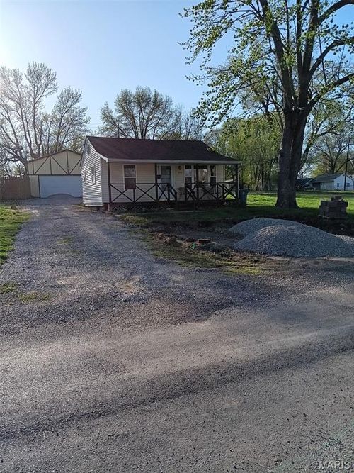 305 Stephenson Ave, South Roxana, IL, 62087-1650 | Card Image