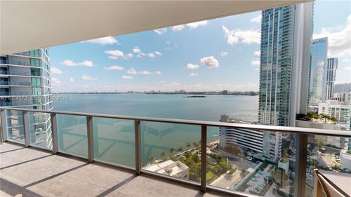 unit-2005-650 Ne 32nd St, Miami, FL, 33137-5256 | Card Image