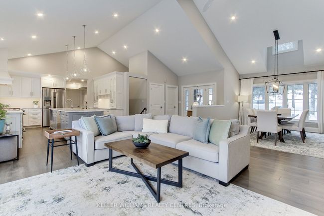17781 Mccowan Rd, House other with 5 bedrooms, 4 bathrooms and 6 parking in Cedar Valley ON | Image 8