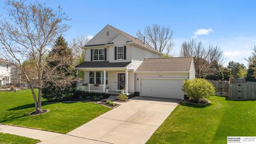 16607 Loop St, Omaha, NE, 68136-4305 | Card Image