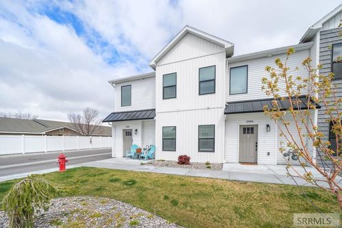 2882 Sunburst Dr, Ammon, ID, 83406-6916 | Card Image