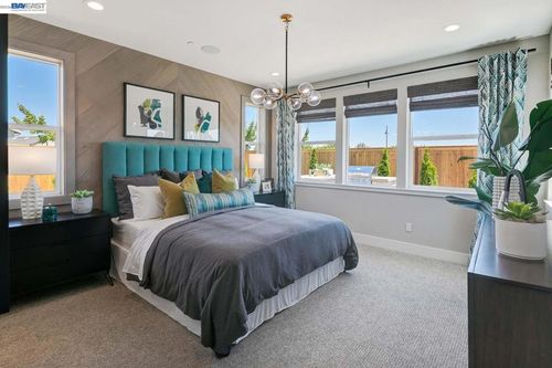 1312 Parkcrest Circle, Manteca, CA, 95336 | Card Image