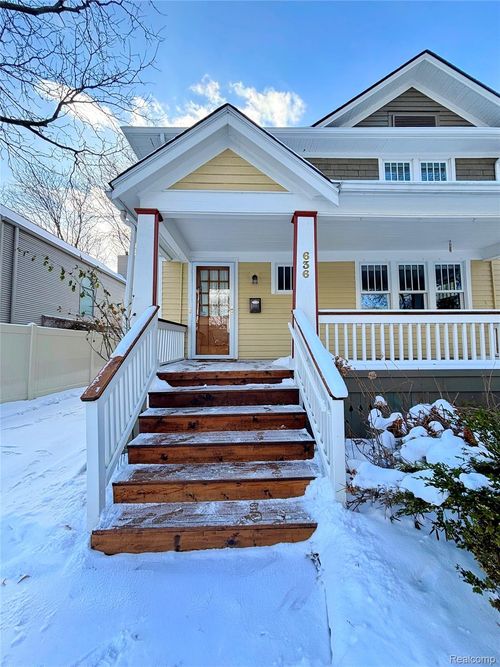 636 Landon St, Birmingham, MI, 48009-3645 | Card Image