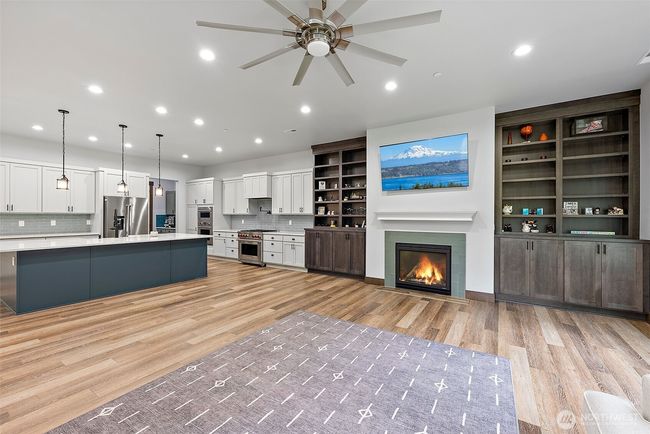 15701 264 Th St E, House other with 4 bedrooms, 3 bathrooms and 12 parking in Graham WA | Image 12