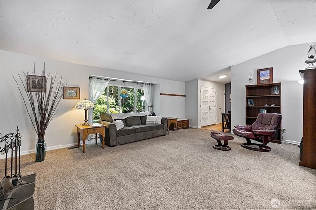 856 Island Blvd, House other with 3 bedrooms, 4 bathrooms and 2 parking in Fox Island WA | Image 6