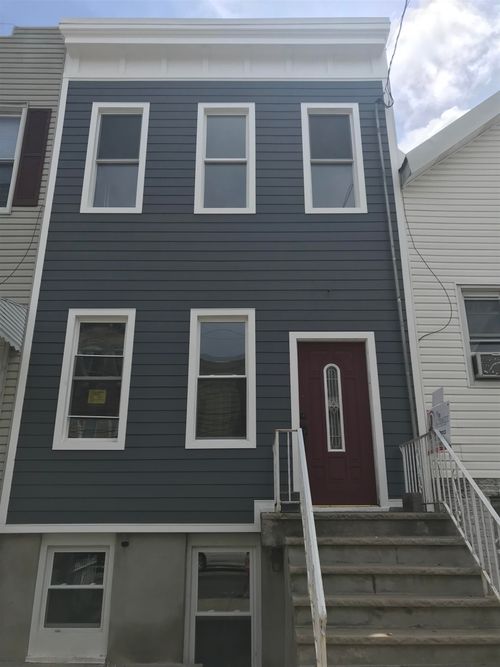 270 Webster Ave, Jersey City, NJ, 07307-1429 | Card Image