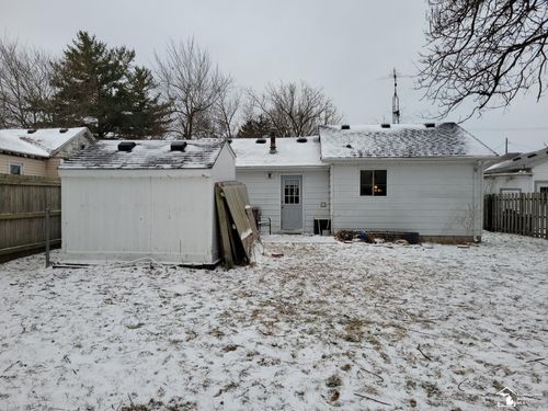 8418 Lewis Ave, Temperance, MI, 48182-9503 | Card Image