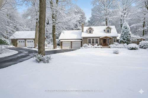 99 Old Kingston Rd, Lombardy, ON, K0G1L0 | Card Image