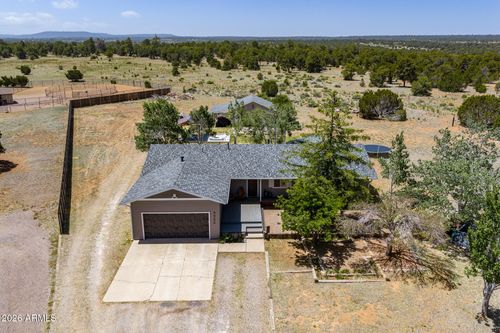 9900 Pinto Dr W, Flagstaff, AZ, 86004-9740 | Card Image