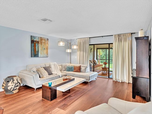 APT-7H - 9199 Pecky Cypress Ln, Condo with 3 bedrooms, 2 bathrooms and null parking in Boca Raton FL | Image 18